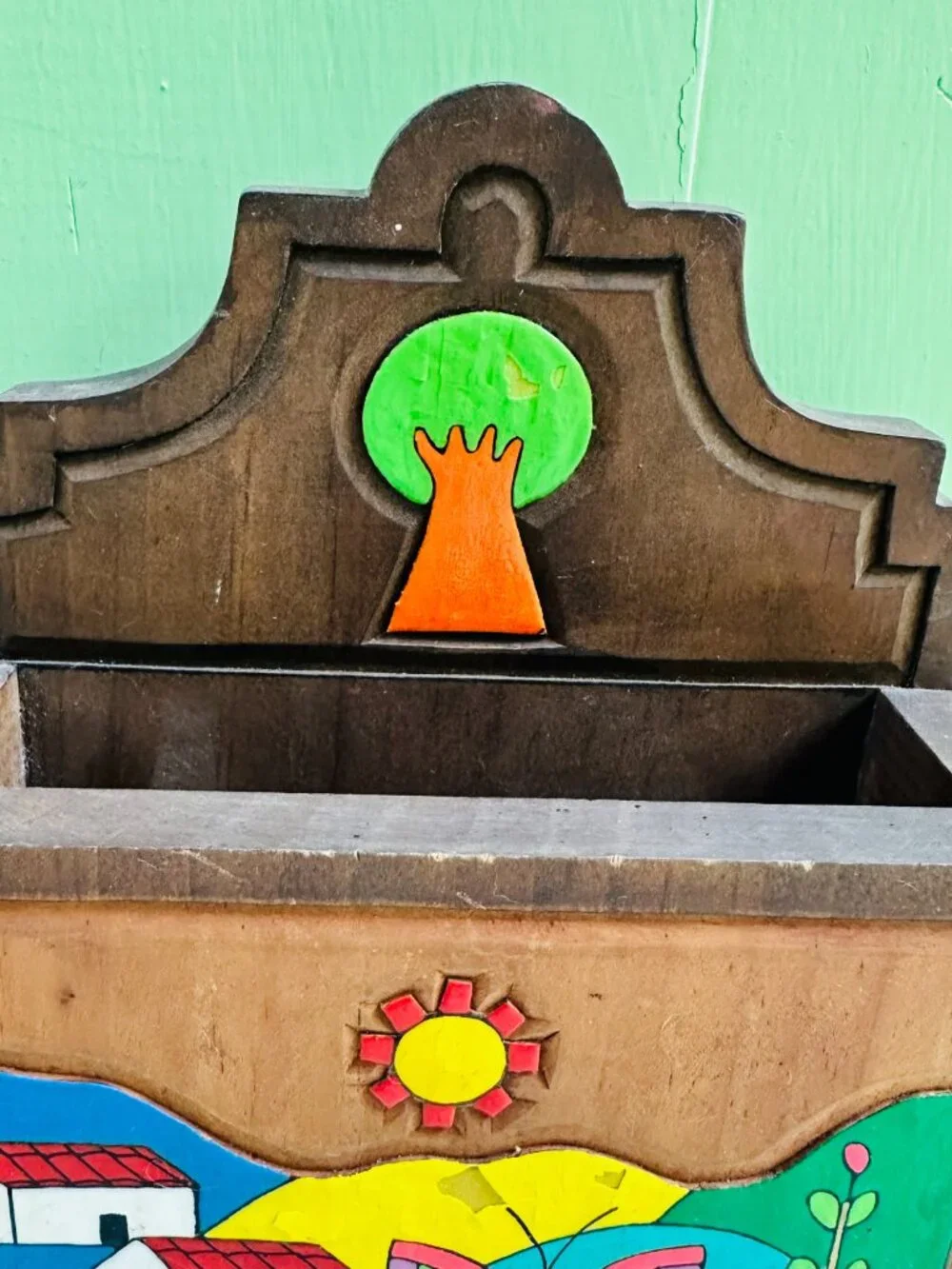 Vintage El Salvador Folk Art Wooden Key Holder Hand Painted Wall Rack